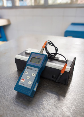 Coating thickness meter